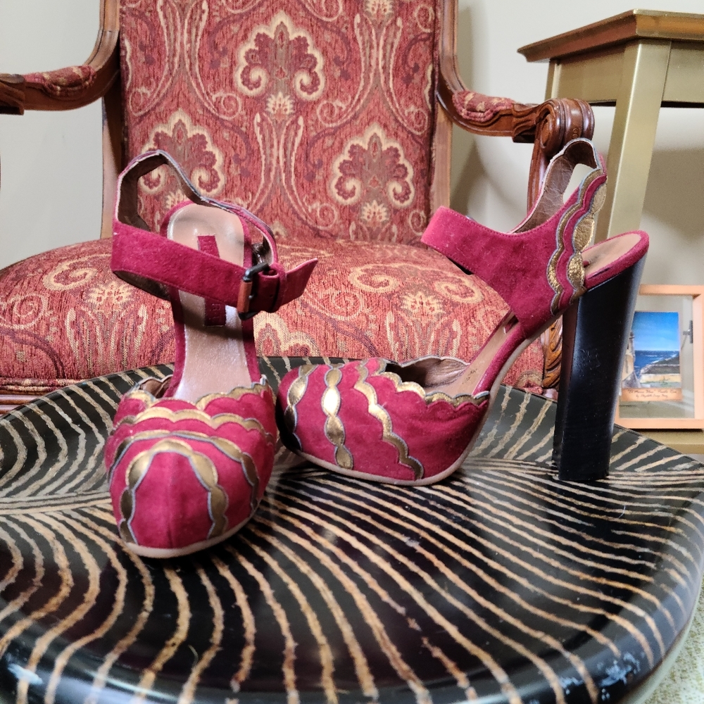 Like New - Jill Stuart Heels